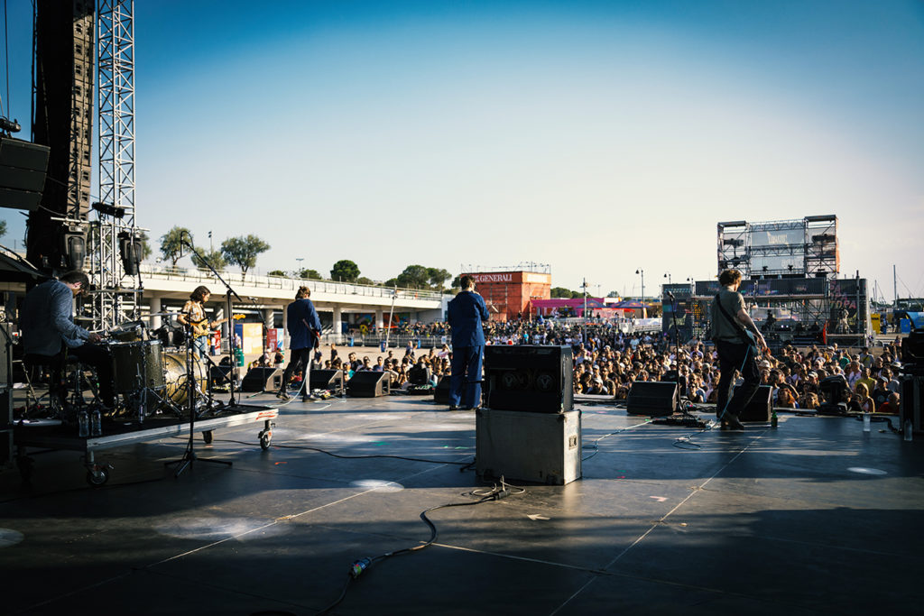 Οι Fontaines Dc στη σκηνή του Release Athens Festival 2019